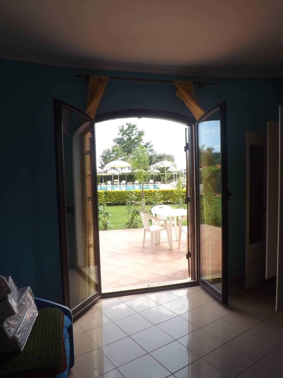 Hotel Ristorante Al Canto Delle Sirene แตร์ราชินา ภายนอก รูปภาพ