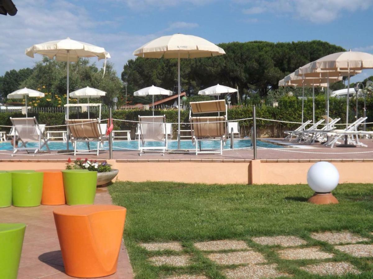 Hotel Ristorante Al Canto Delle Sirene แตร์ราชินา ภายนอก รูปภาพ